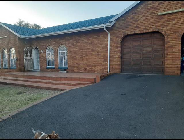 4 BEDROOM HOUSE FOR SALE IN DALPARK